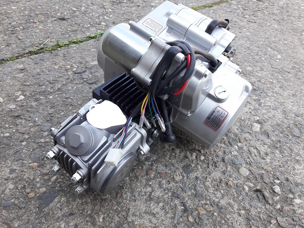 4-taktní motor pro ATV 3+R